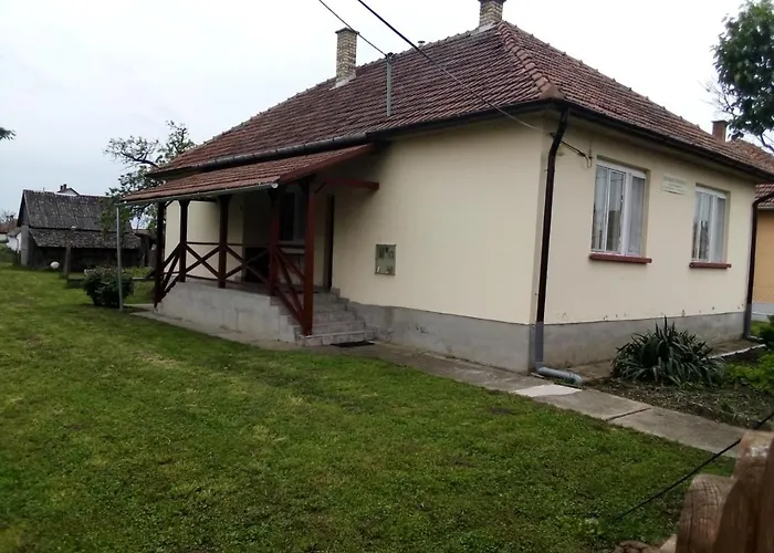 Oeregakac Vendeghaz