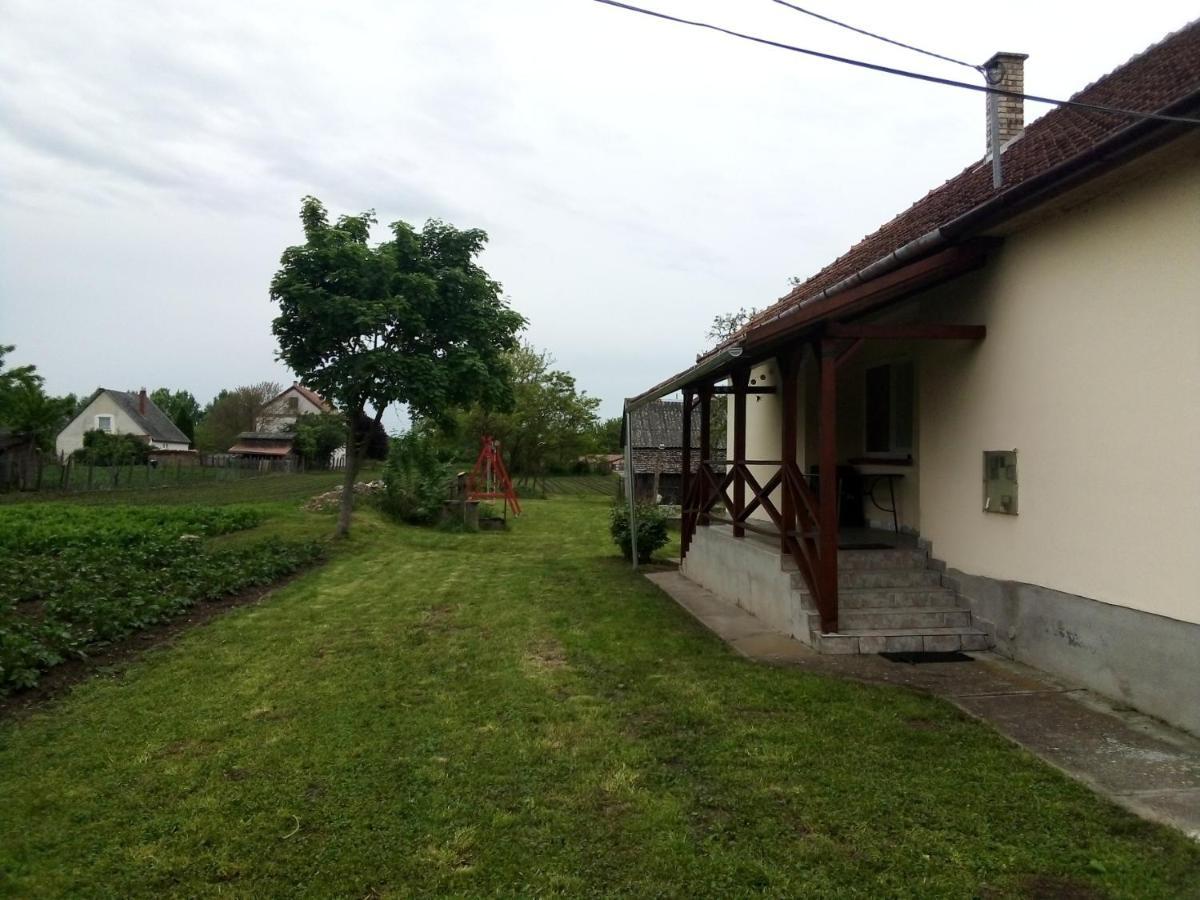 Oeregakac Vendeghaz Tiszaladány